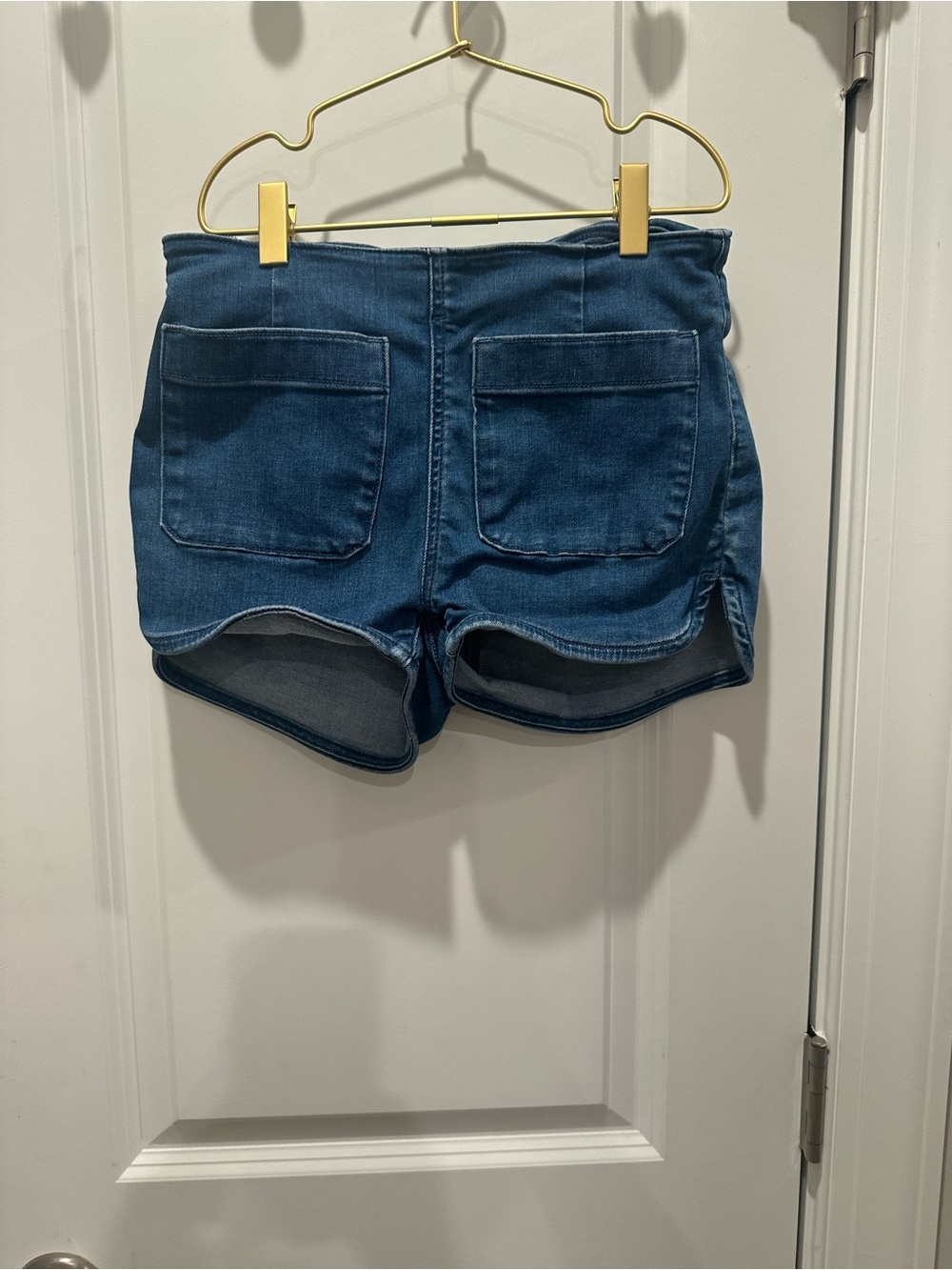 Denim pull on High-Waist Women’s Short with front pockets - Blue